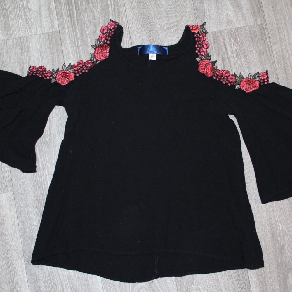 Black Rose Cold Shoulder Top - XS